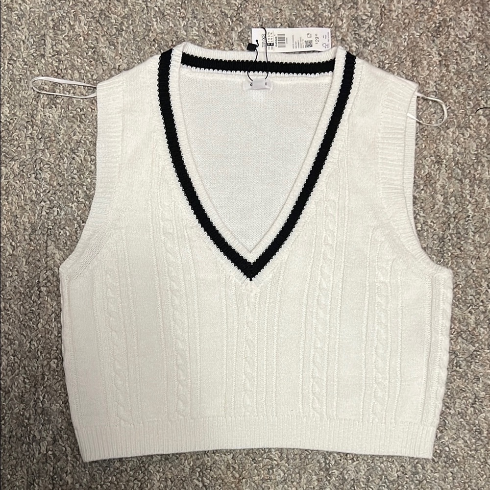 Garage Cropped Knit Vest Top